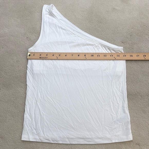 The Drop Women's Payton Asymmetric Fitted One-Shoulder Top White Size Medium - Picture 5 of 10